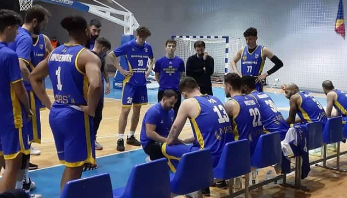 Fără emoţii în oraşul lui Brâncuşi. CSM Târgu Jiu-CSM Petrolul Ploieşti 64-74